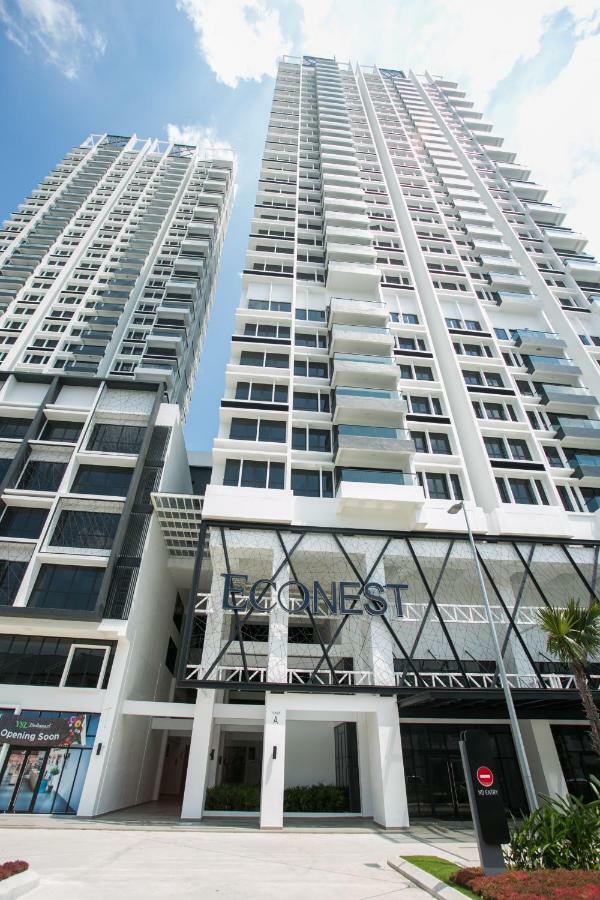 Econest Apartment By The One - Educity Nusajaya Nusajaya  Ngoại thất bức ảnh